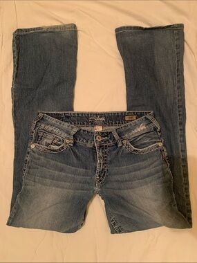 Silver Bootcut Low Rise Blue Jeans